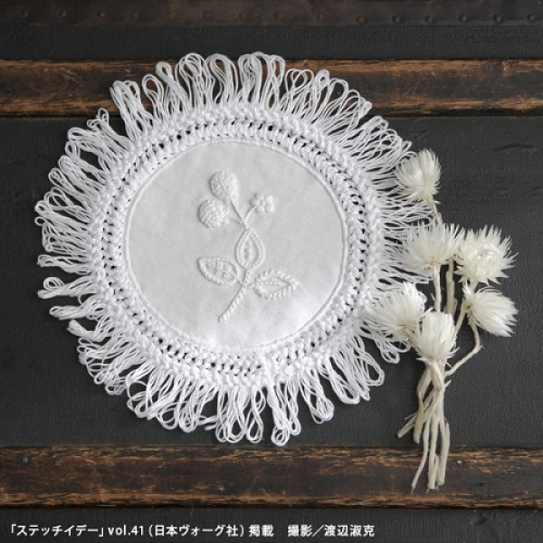 アンティーク 初聖体式 美しいアイレット白糸花刺繍 フリンジ付オモニエールバッグ ヴォーグ学園